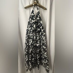 Forever 21 Black and White Leaf Print Maxi Skirt